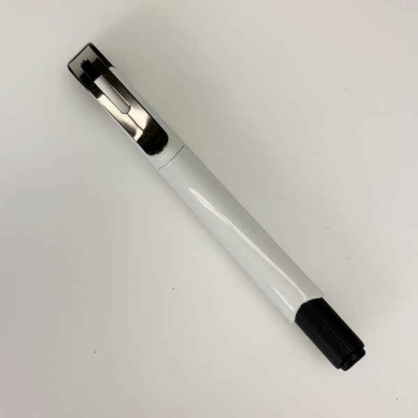 ONLINE of Germany ONLINE of Germany Academy Flash Black/White Medium Fountain Pen freeshipping - RiNo Distribution