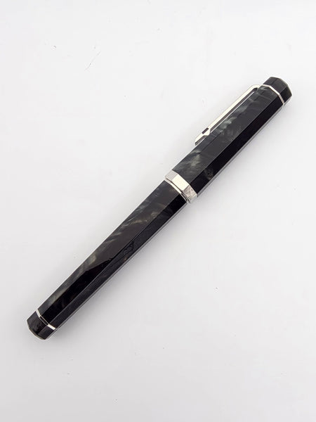Rare Retro 51 Double 8 Black Onyx Medium Fountain Pen - Unused