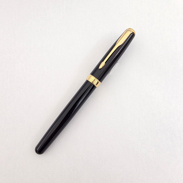 Parker Sonnet Black/Gold Medium Fountain Pen (S0808710) NIB