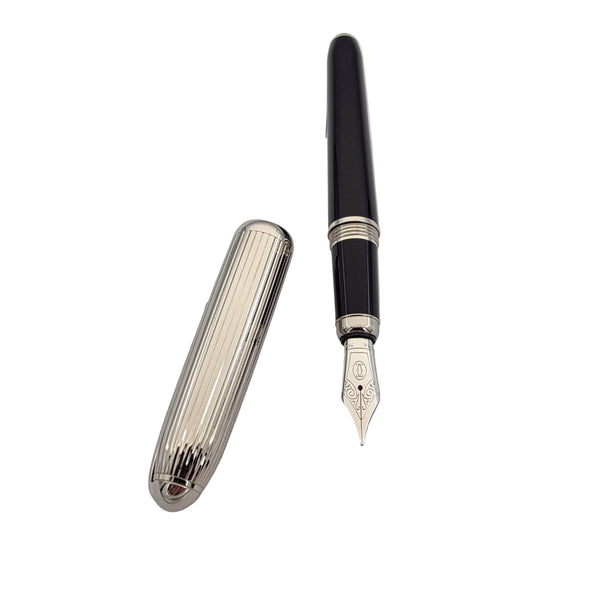 Louis Cartier Godrons 18kt Gold Fountain pen with onyx black body and palladium cap