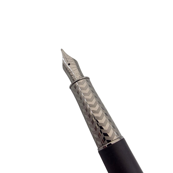 Parker Pen Executive Black 18kt Gold Matte Black and Gunmetal Medium Fountain Pen 1930483