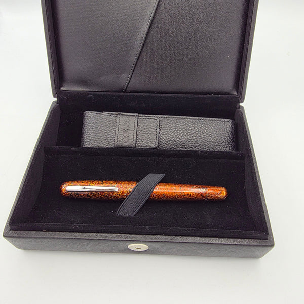 Opus 88 Urushi Gold Leaf Fountain Pen with Medium 18kt Gold Nib