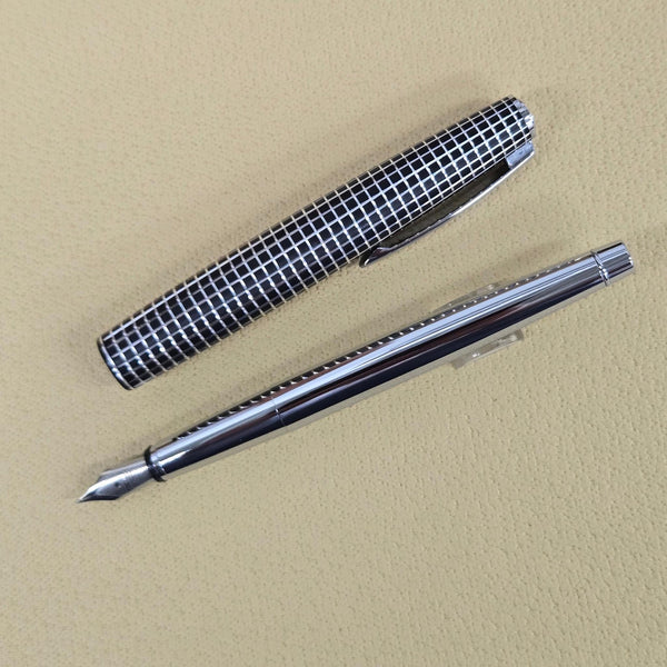 ONLINE of Germany Business Line Grid Medium Fountain Pen