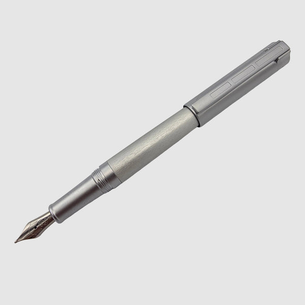 Staedtler Initium Mettalum Brushed Silver Medium Fountain Pen