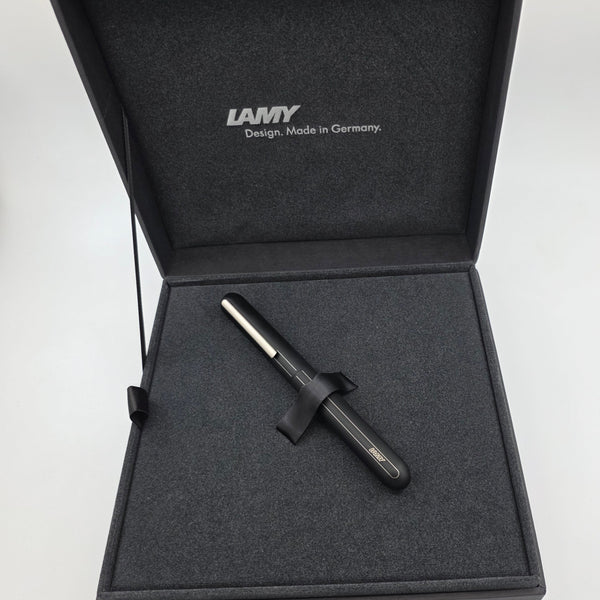 Lamy Dialog 3 Fountain Pen with Madium 18kt Gold Nib