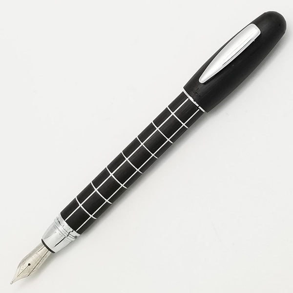 Padrino Padrino Breve Grid-Pattern Anodized Aluminum Medium Fountain Pen freeshipping - RiNo Distribution