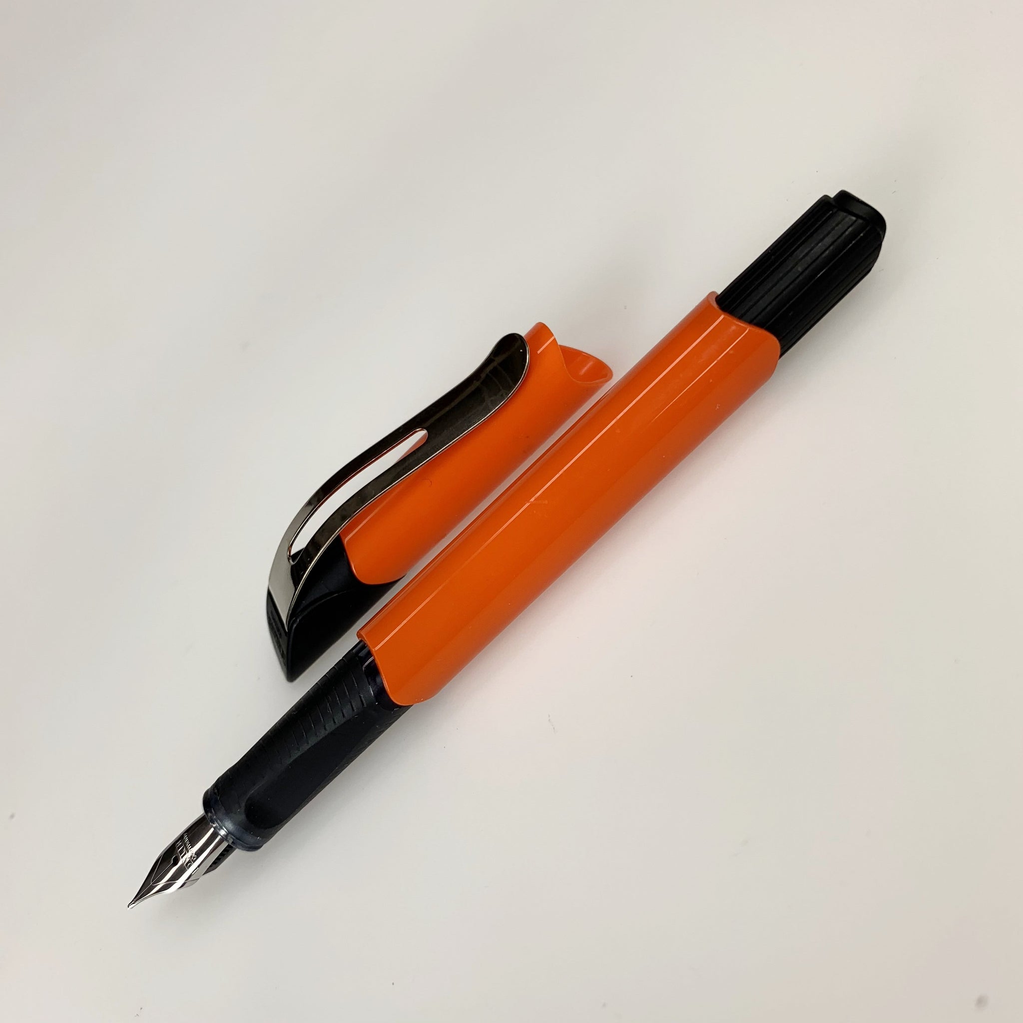 ONLINE of Germany ONLINE of Germany Academy Flash Black/Orange Medium Fountain Pen freeshipping - RiNo Distribution
